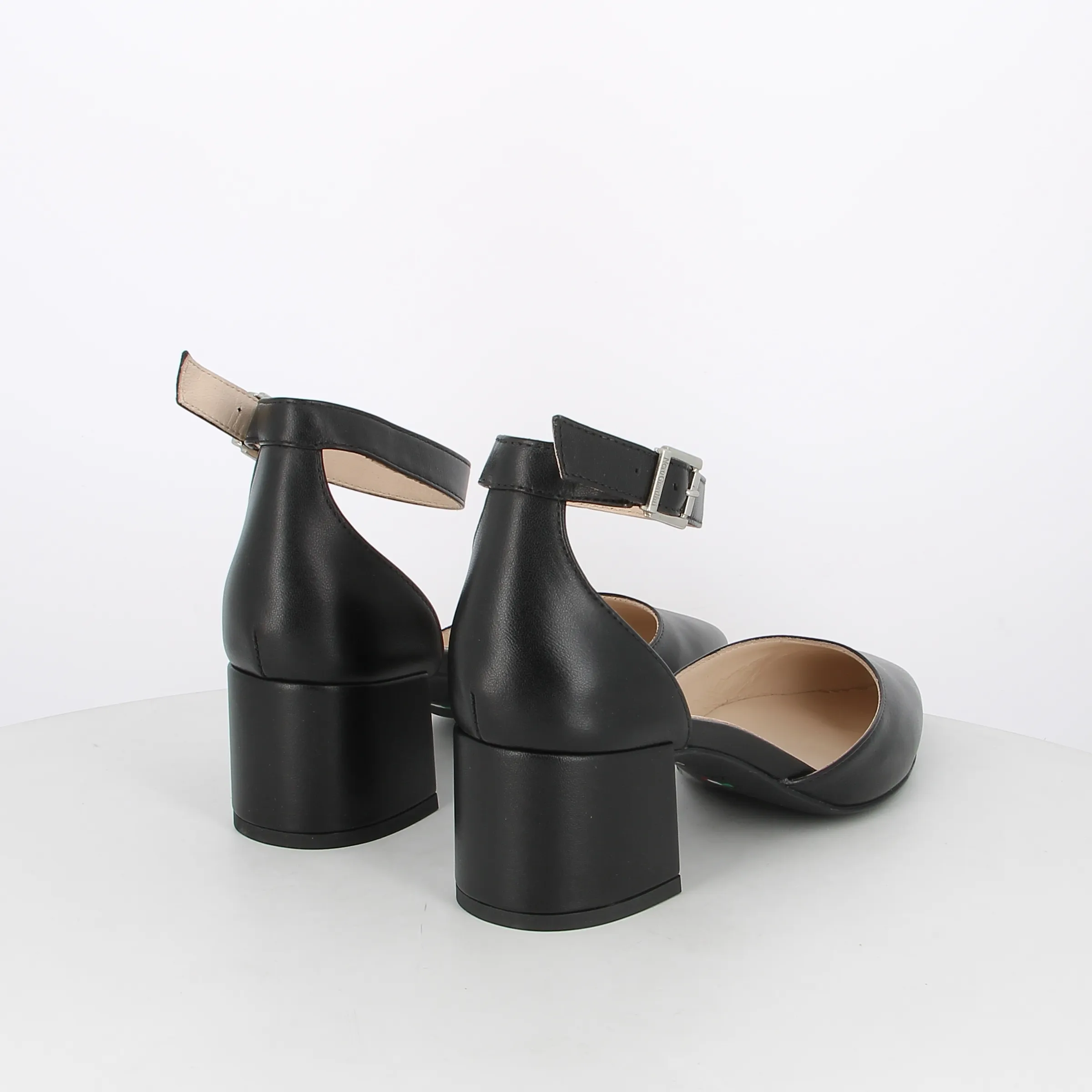 -----NeroGiardini -----Décolleté da donna E012020DE ----