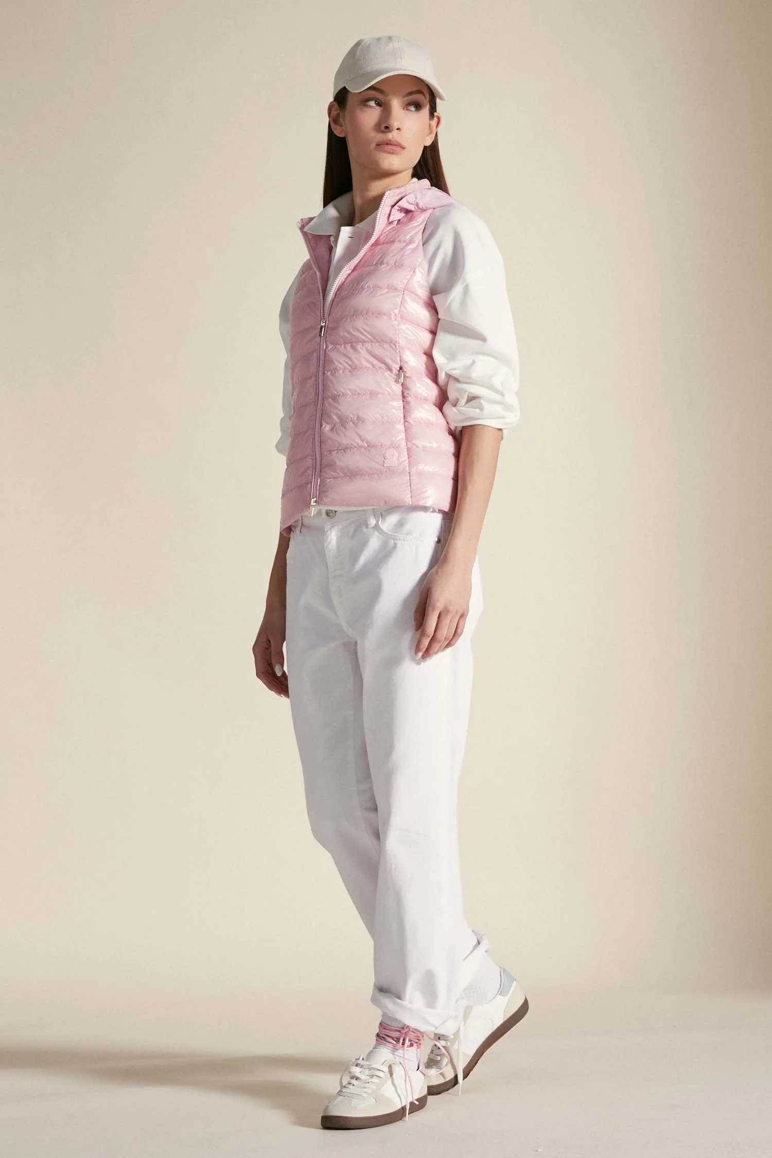 ALYA – Gilet rosa pastello con cappuccio in nylon leggero