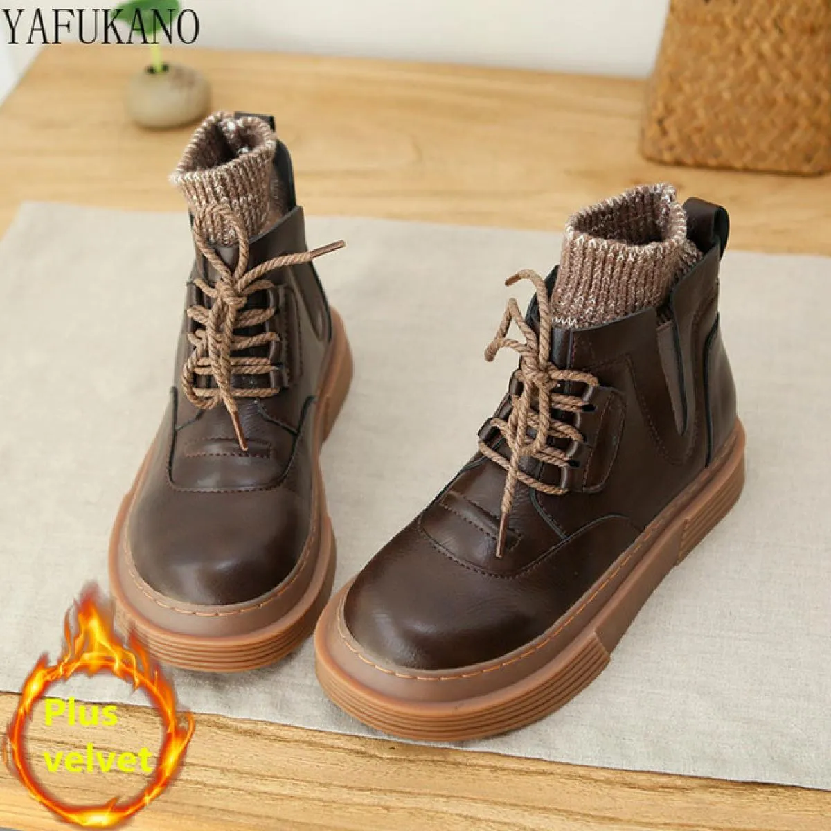 Calzini di lana Stivaletti Stivaletti femminili retro letterari con suola spessa antiscivolo Stivaletti corti Autunno Inverno Mo