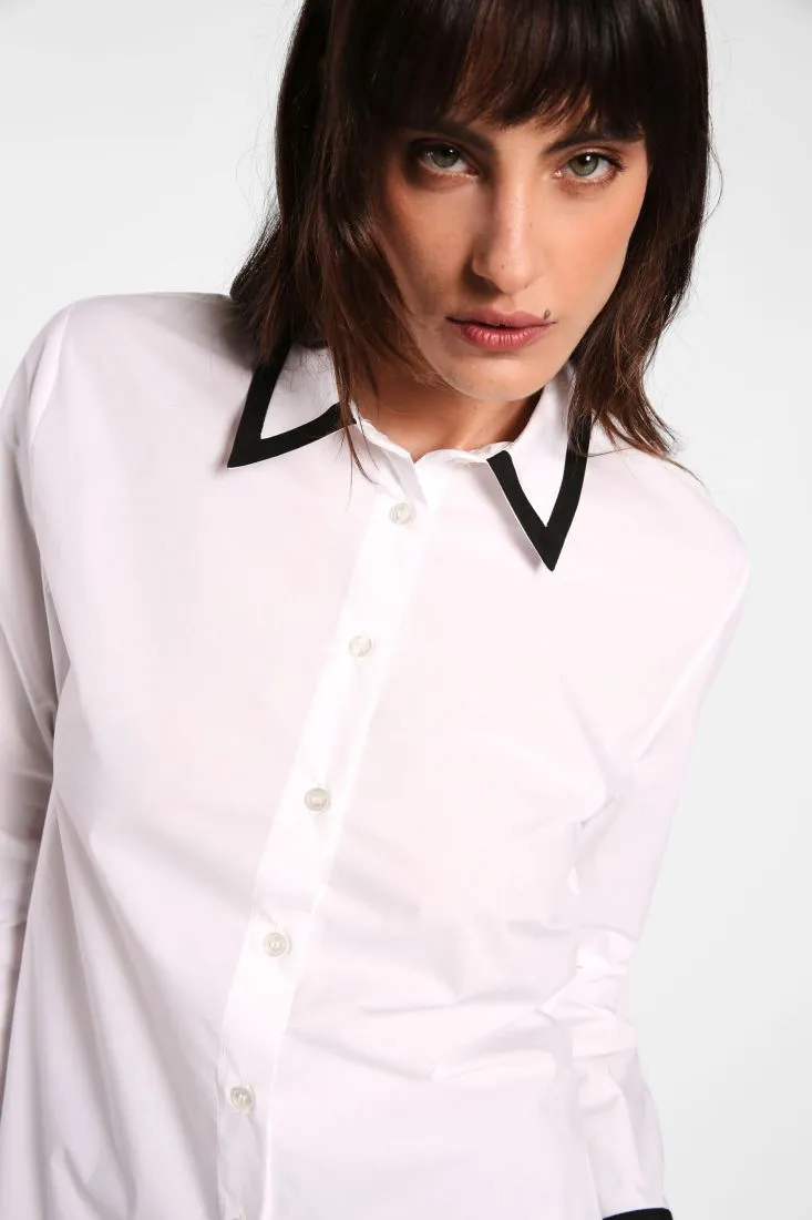 Camicia in puro cotone con dettagli a contrasto