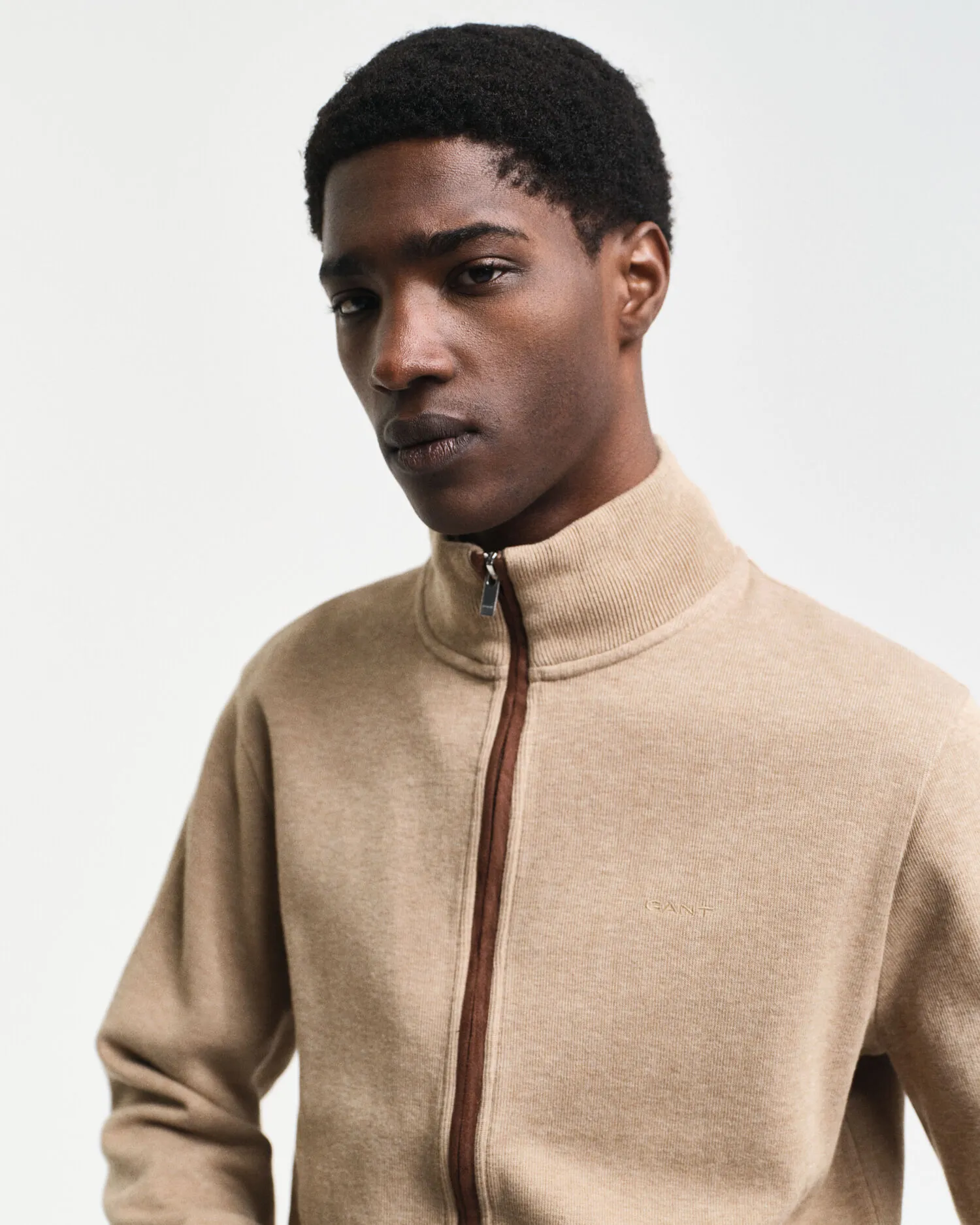 Cardigan con zip Sacker Rib    
