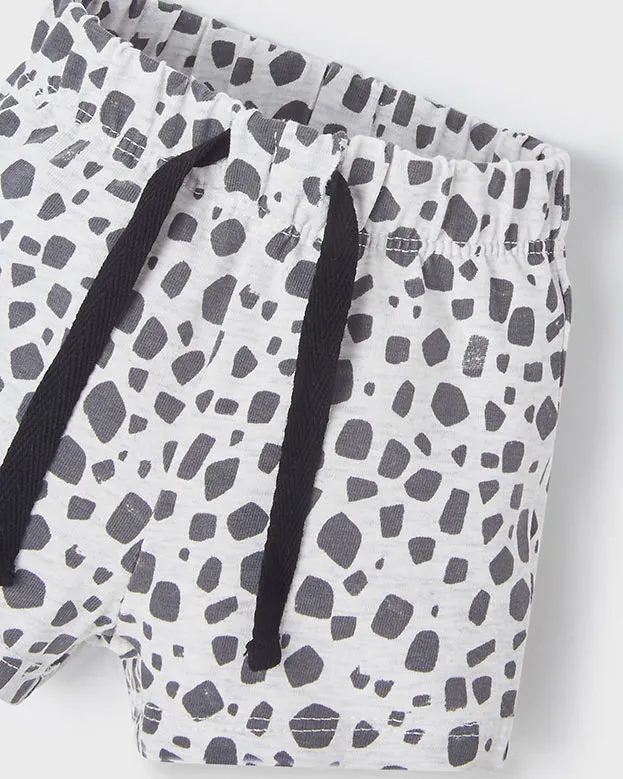 Completo composto da t-shirt con giraffa e bermuda animalier bianco e nero 4-12 mesi