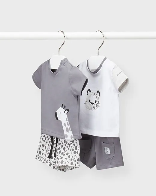 Completo composto da t-shirt con giraffa e bermuda animalier bianco e nero 4-12 mesi