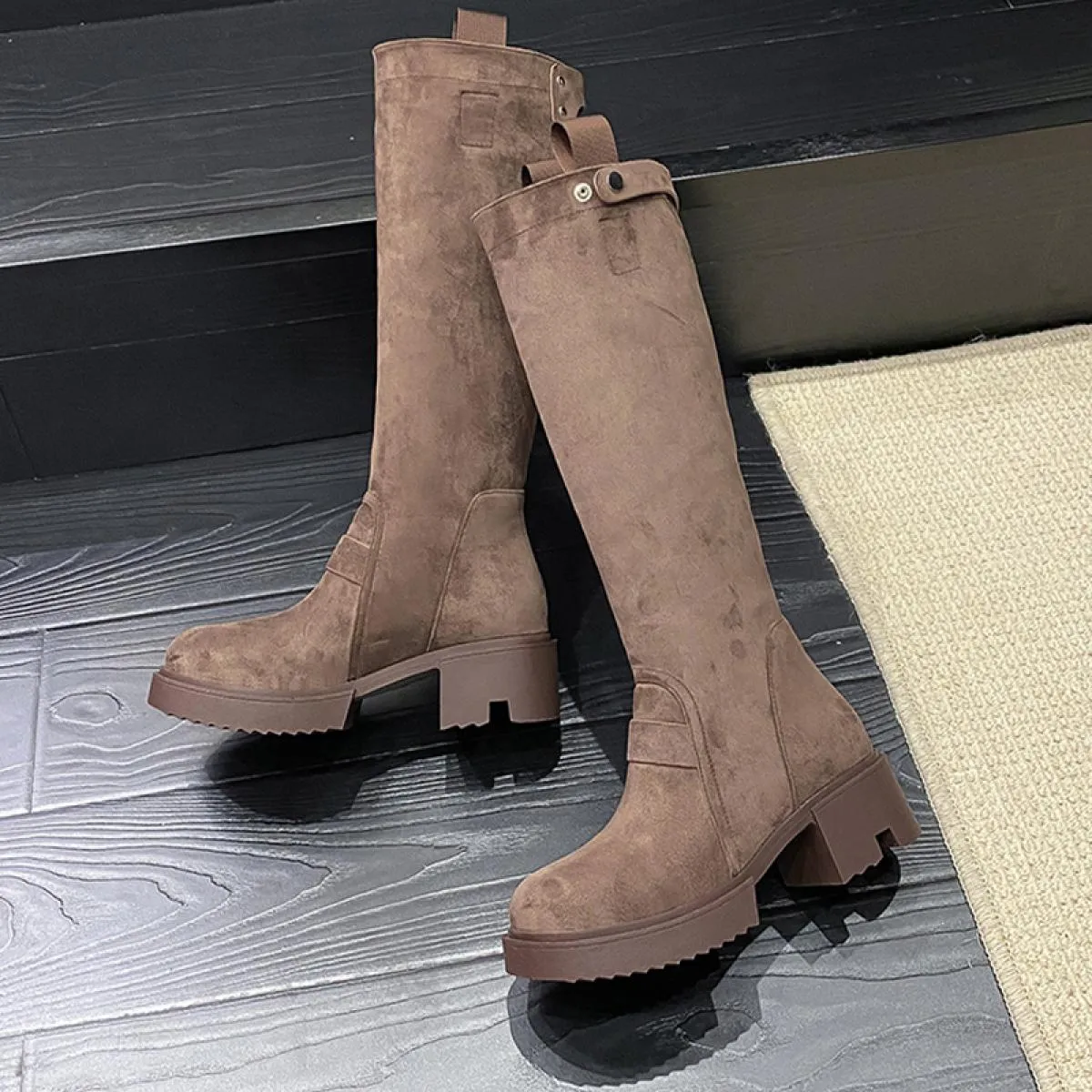 Donna Inverno Tacco medio Stivali Chelsea Piattaforma Scarpe alte al ginocchio Nuova tendenza 2023 Stivali da moto Fad Goth Pell