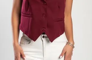 Gilet elegante con bottoni, bordeaux