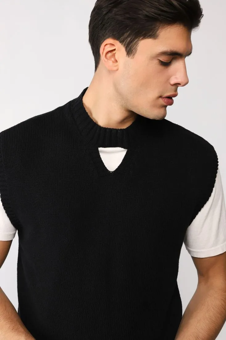 Gilet monocolour con collo alto e cut-out