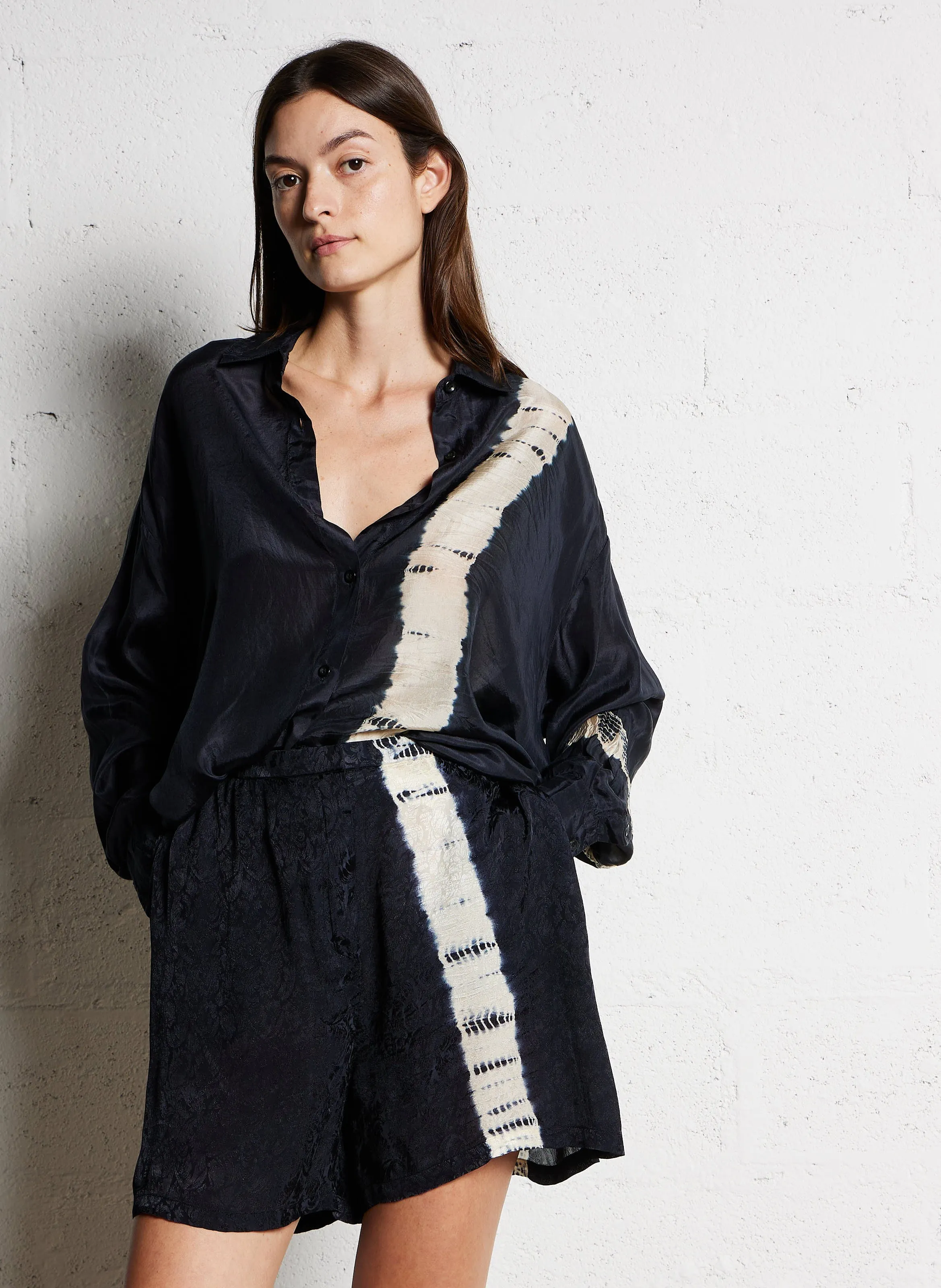  MES DEMOISELLES   LIDY - Camicia oversize con collo classico in seta | Nero