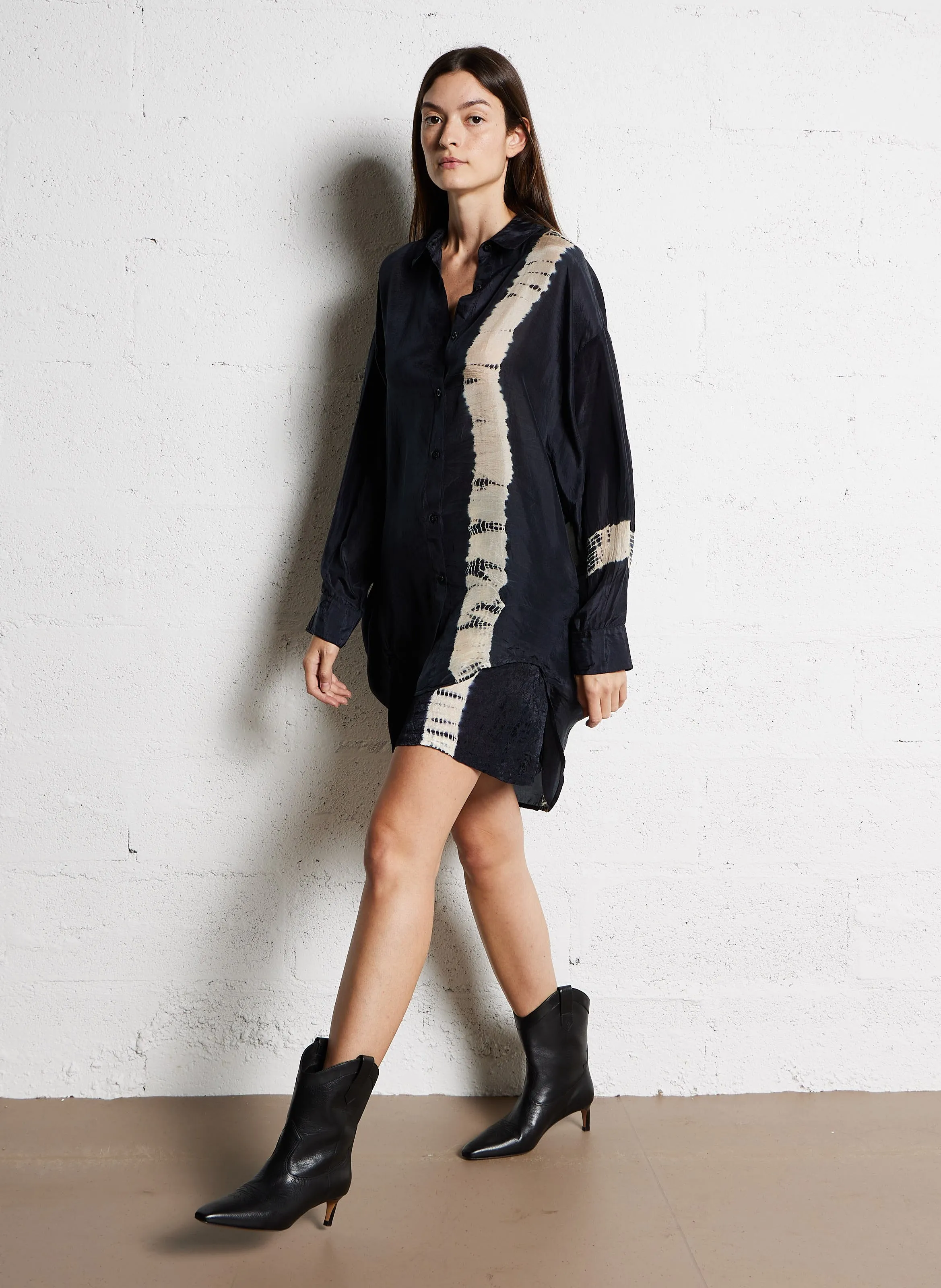  MES DEMOISELLES   LIDY - Camicia oversize con collo classico in seta | Nero