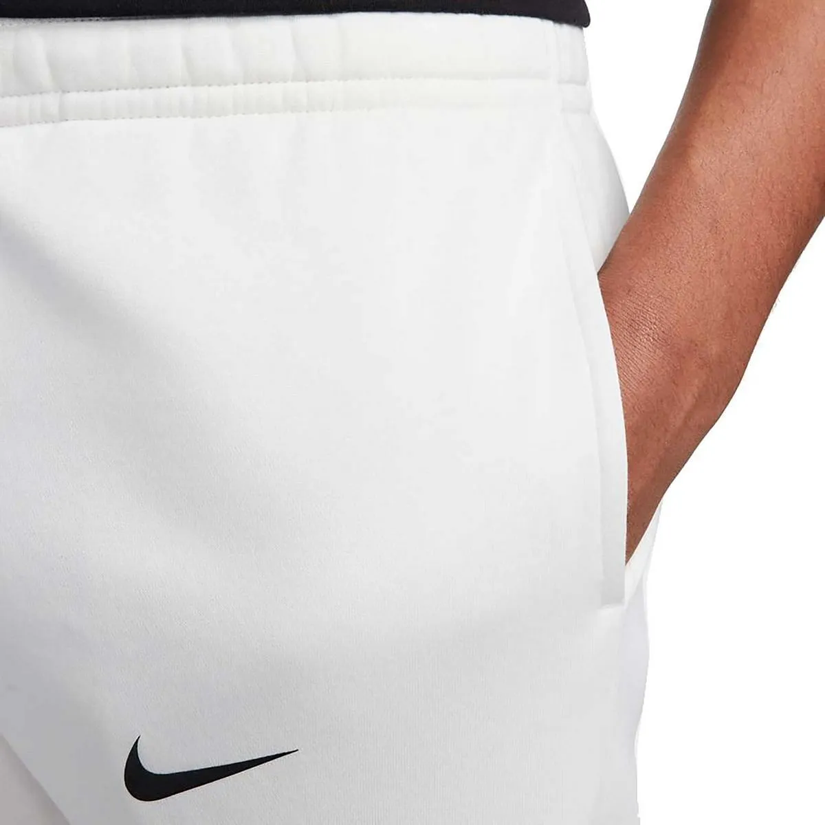      NIKE PANTALONI CLUB FLEECE 6 LOGHI  