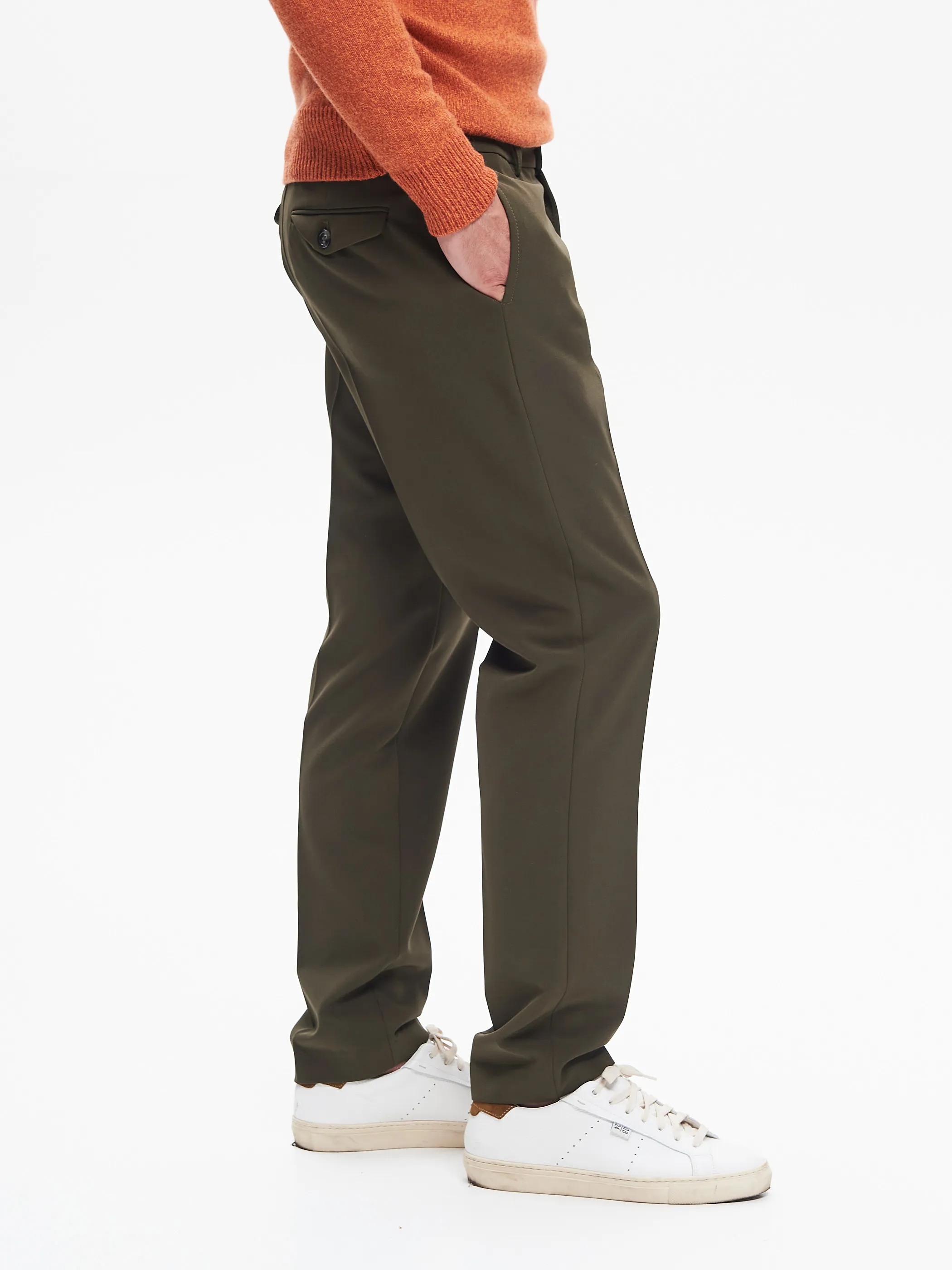      Pantaloni Regular-Fit Uomo Fluido Verde QB24     