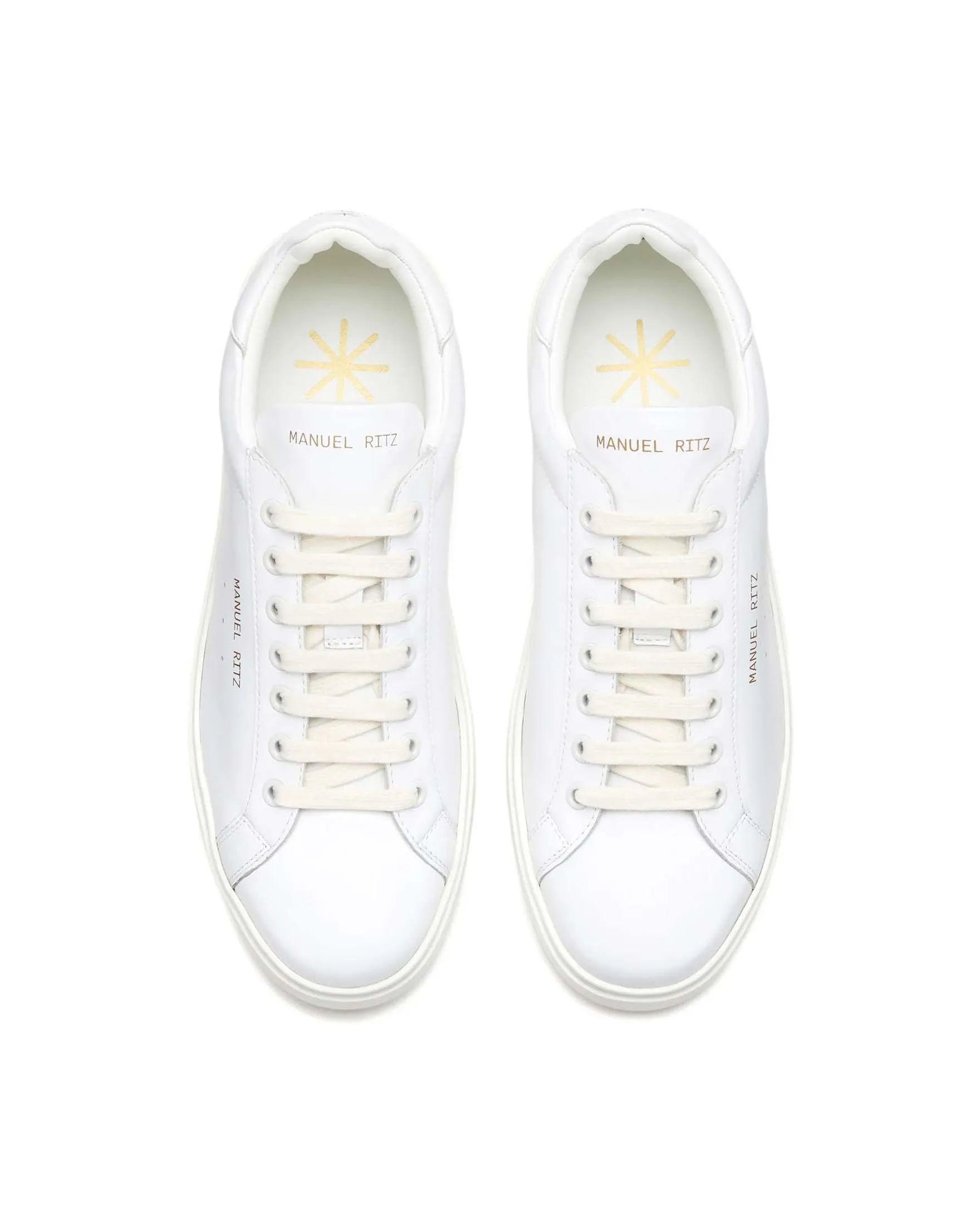 Sneakers bianca in pelle con logo scritta a lato