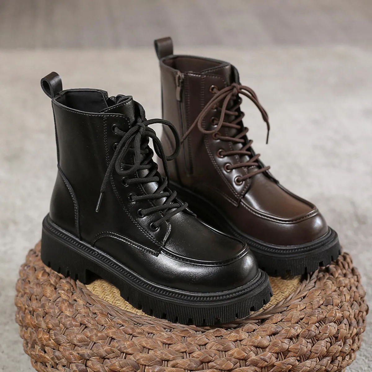 Stivaletti da donna 2023 New Fashion Stivaletti con tacco medio Piattaforma piatta Scarpe invernali firmate Stivaletti retrò sti