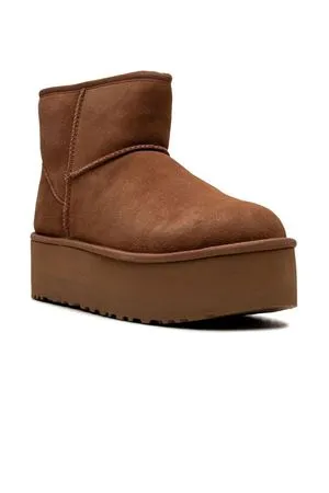 UGG Calzature,Stivaletti Stivali Classic Mini marrone con plateau 
