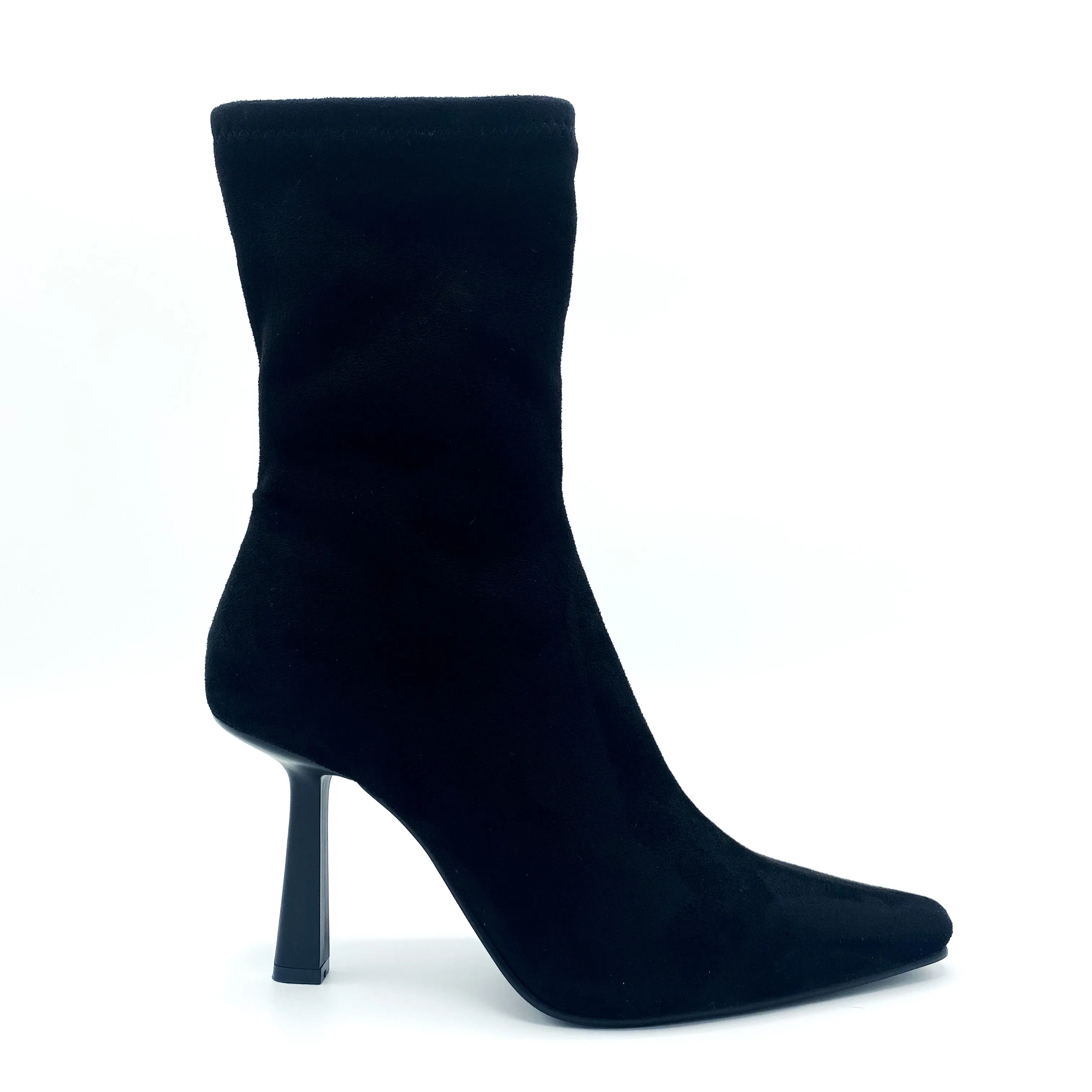 Vakay Steve Madden