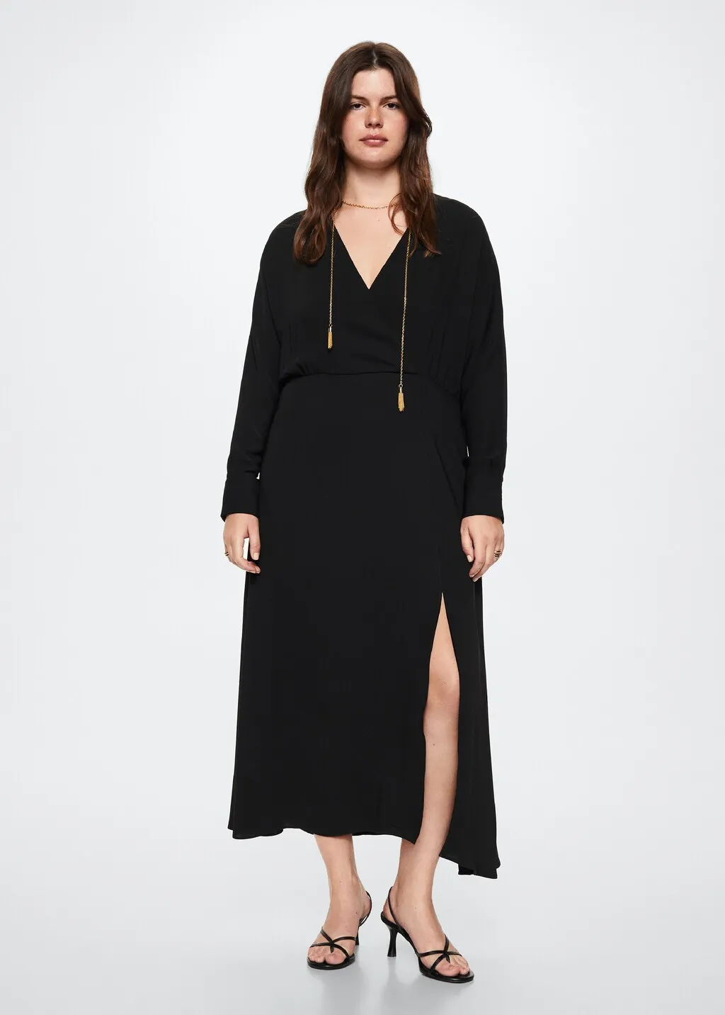 Vestito dettaglio catena