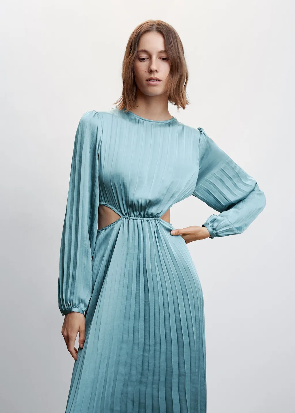Vestito plissettato satinato